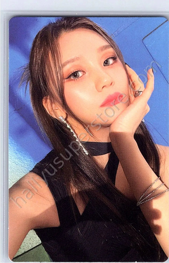 VIVIZ - Umji - VarioUS album photocard clazzy version