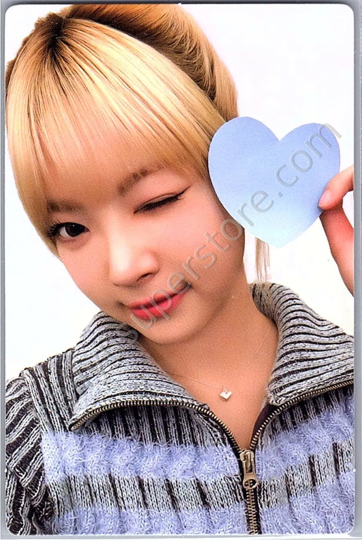 LE SSERAFIM - Hong Eunchae - LE SSERAFIM - Hong Eunchae - 2024 FEARNOT Welcome Kit Other