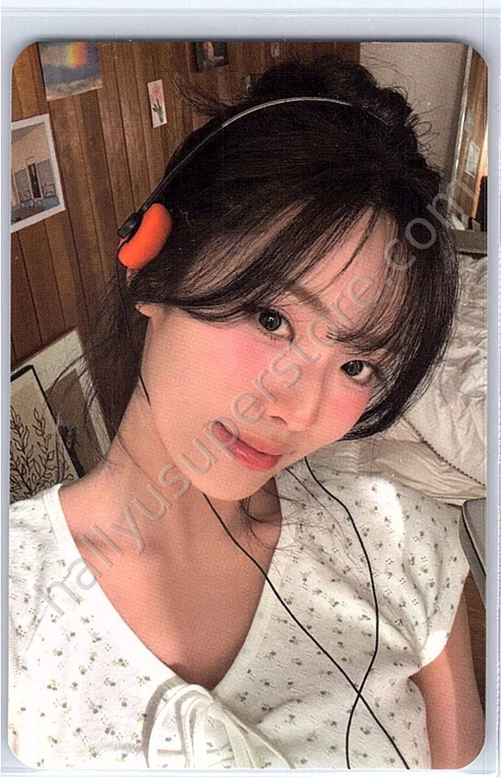fromis_9 - Jiwon - 2025 Membership Kit