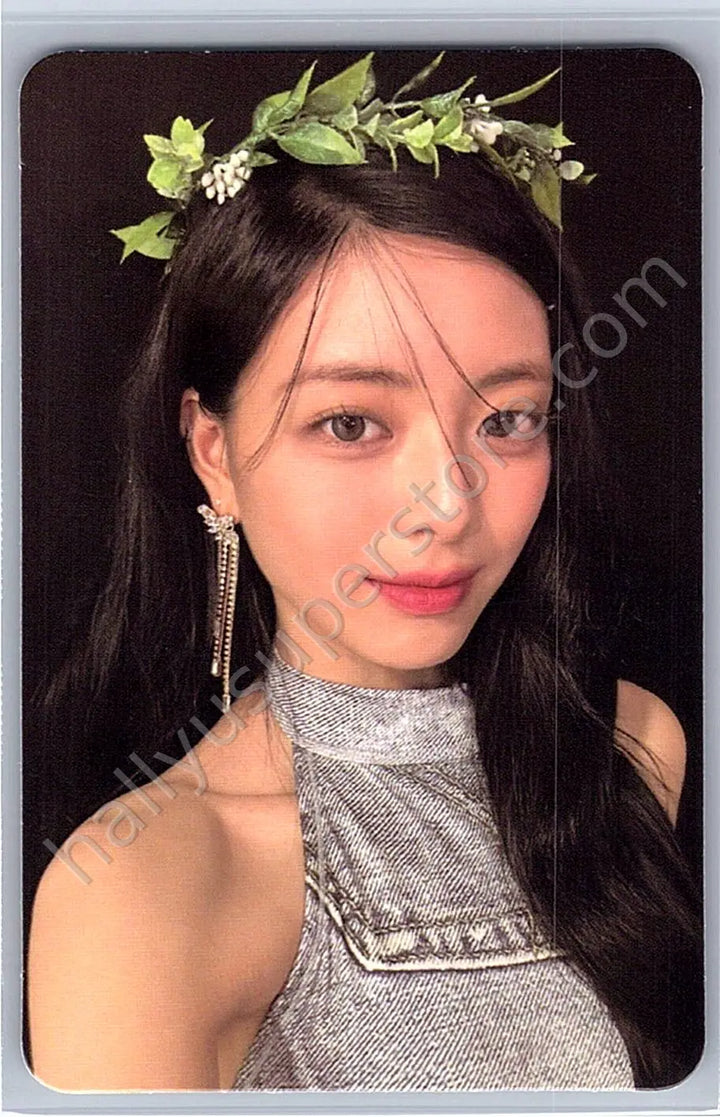 ITZY - Yuna - KILL MY DOUBT album photocard standard version