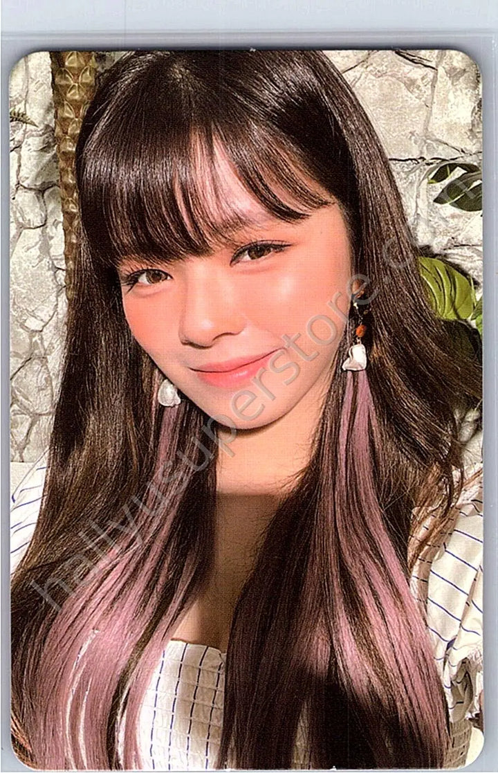TWICE - Jeongyeon - Taste of Love album photocard