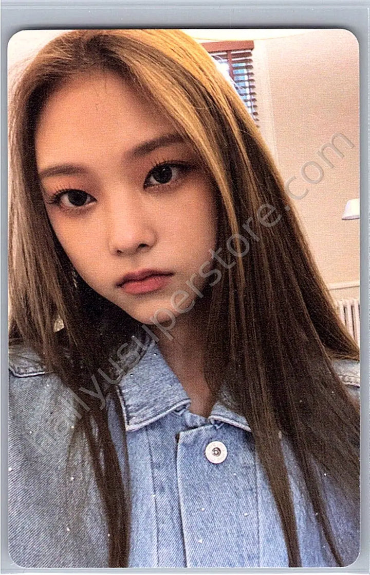 NewJeans - Haerin - NewJeans 1st EP “New Jeans” A version album photocard version 2 weverse album version