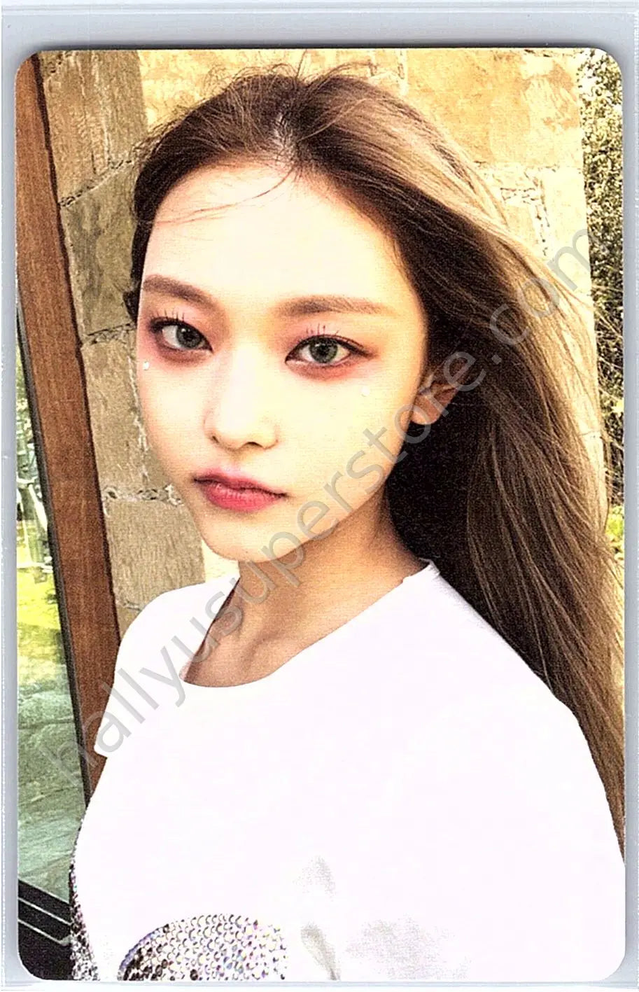 NewJeans - Haerin - NewJeans 1st EP “New Jeans” album photocard B version version 2 weverse album version