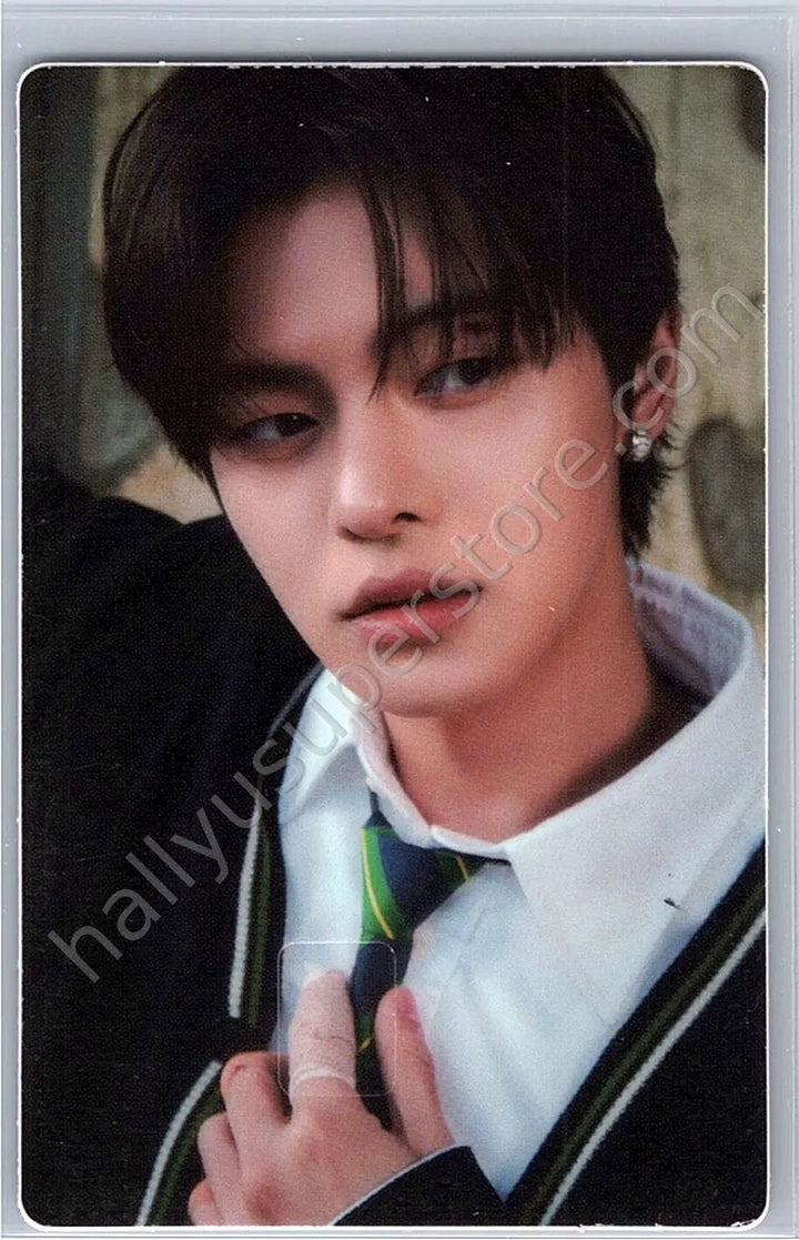 ALPHA DRIVE ONE - Leo - ALPHA DRIVE ONE - Junseo - EUPHORIA Album jewel case version