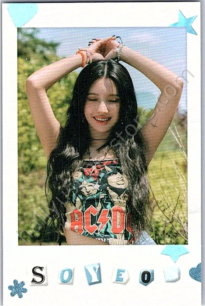 i-dle - Soyeon - 2023 World Tour [I am Free-TY] merch photocard polaroid polaroid set tour merch