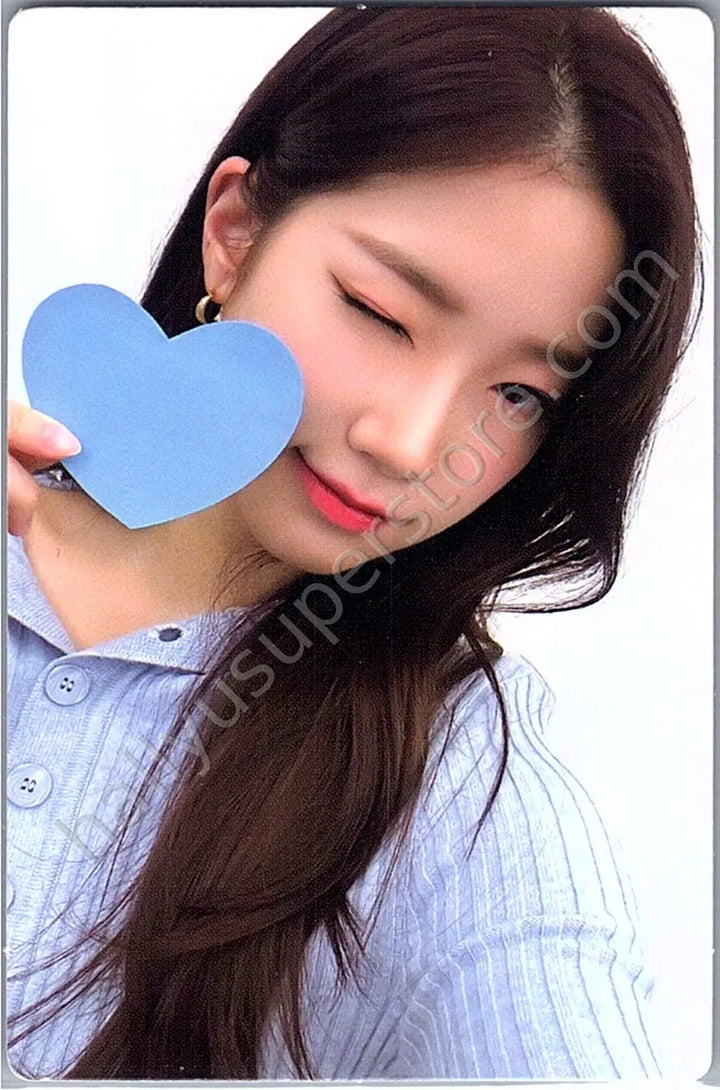LE SSERAFIM - Kazuha - 2024 FEARNOT Membership Kit kit photocard membership photocard set