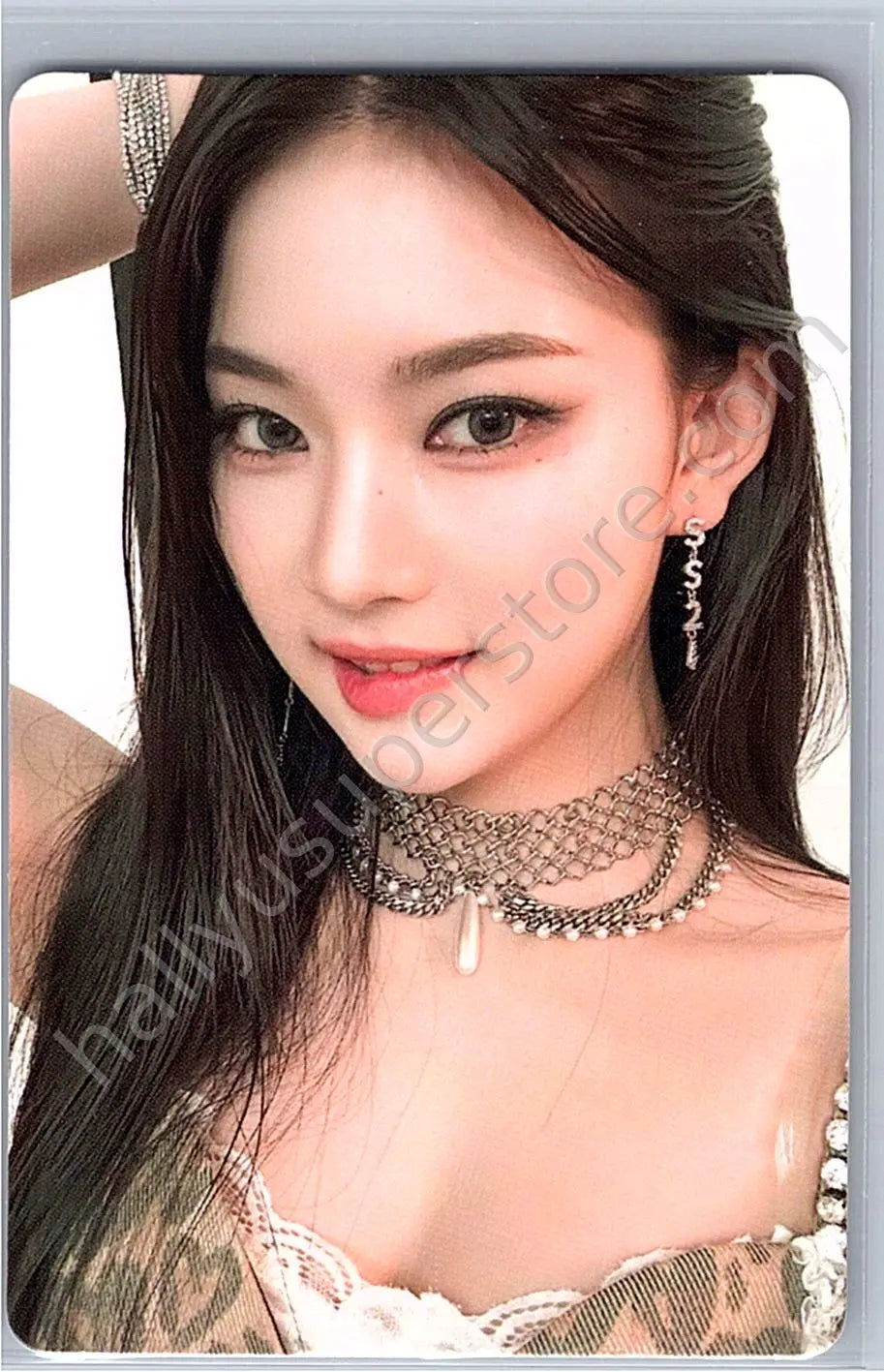 STAYC - Isa - Metamorphic album photocard icy version
