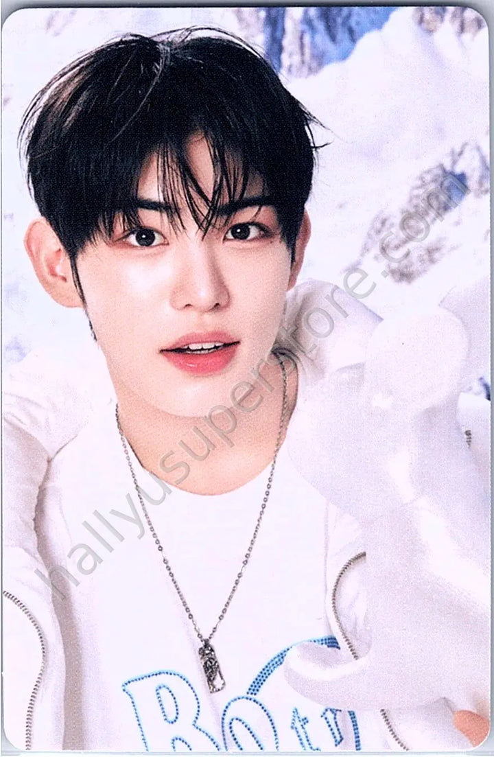 KickFlip - Minje - From KickFlip to WeFlip, 1st Fan Concert merch photocard trading card set