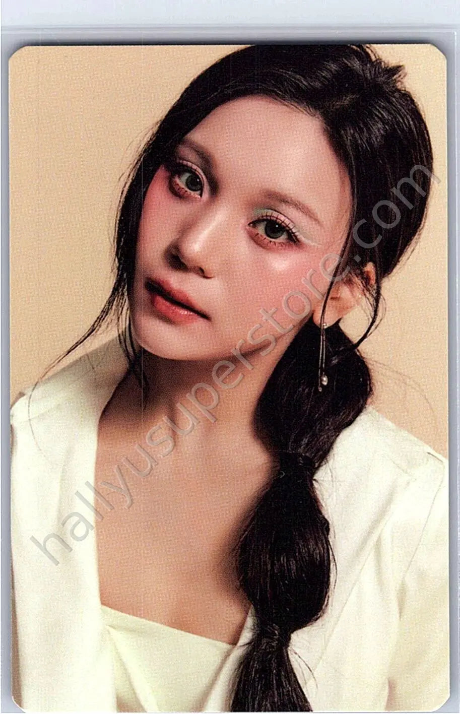 VIVIZ - Umji - New Legacy World Tour merch photocard trading card
