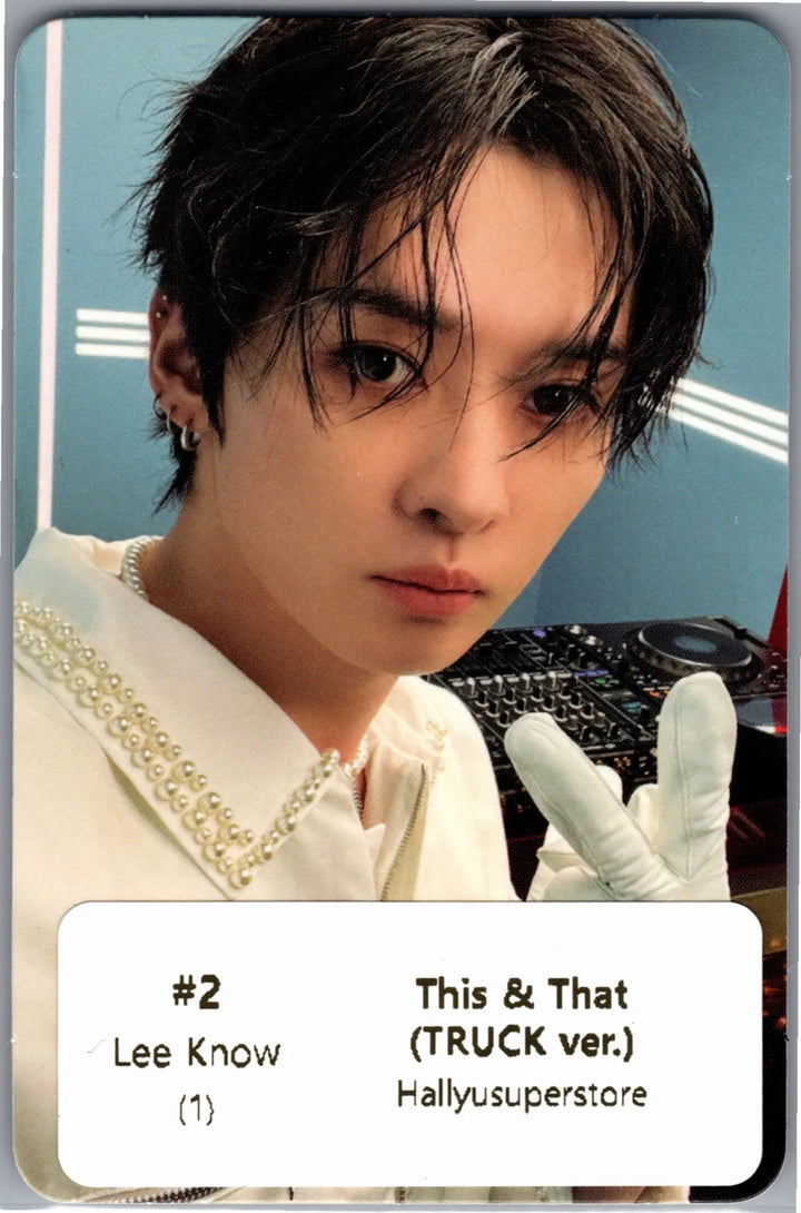 Stray Kids "THIS &amp; THAT" - Official Photocard (TRUCK Ver.) [26.08.10]