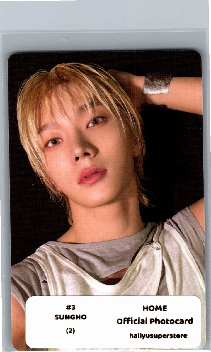 BOYNEXTDOOR "HOME" - Official Photocard [26.06.09]
