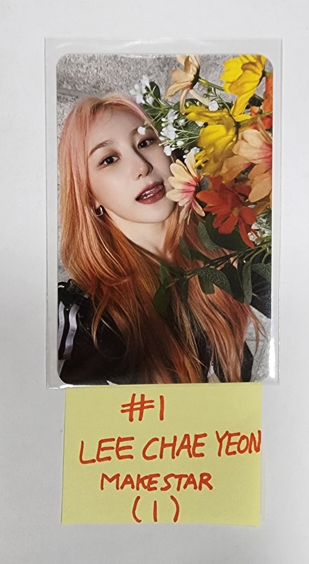 Lee Chae Yeon "Over The Moon" - Makestar Fansign Event Photocard [POCA ALBUM] - HALLYUSUPERSTORE