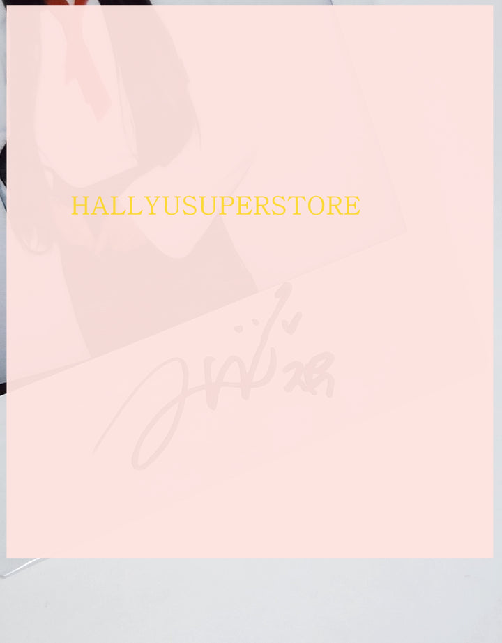 JIWOO (Of NMIXX) "expergo" - Hand Autographed(Signed) Polaroid &amp; Photocard - HALLYUSUPERSTORE