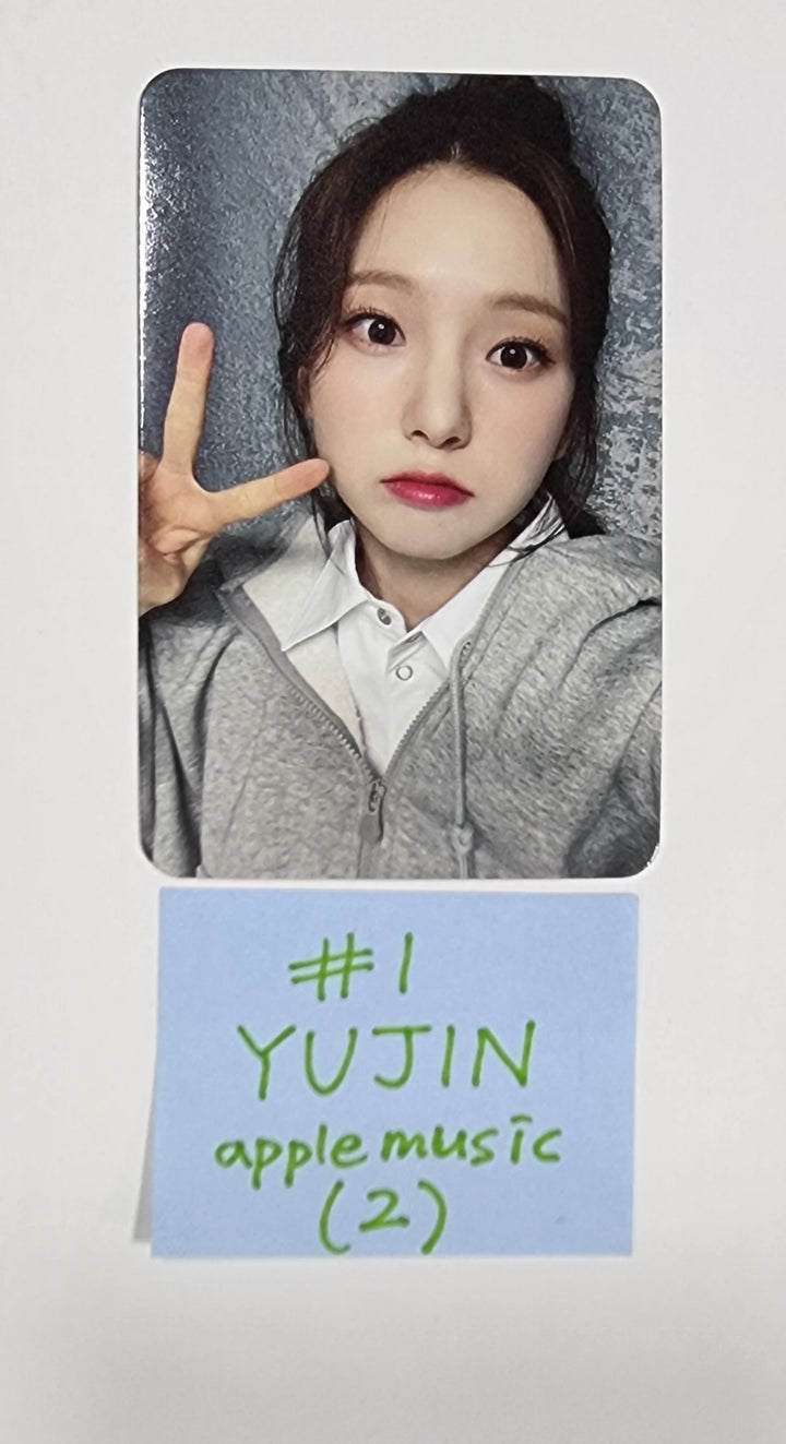 Kep1er "LOVESTRUCK! " - Apple Music Fansign Event Photocard - HALLYUSUPERSTORE
