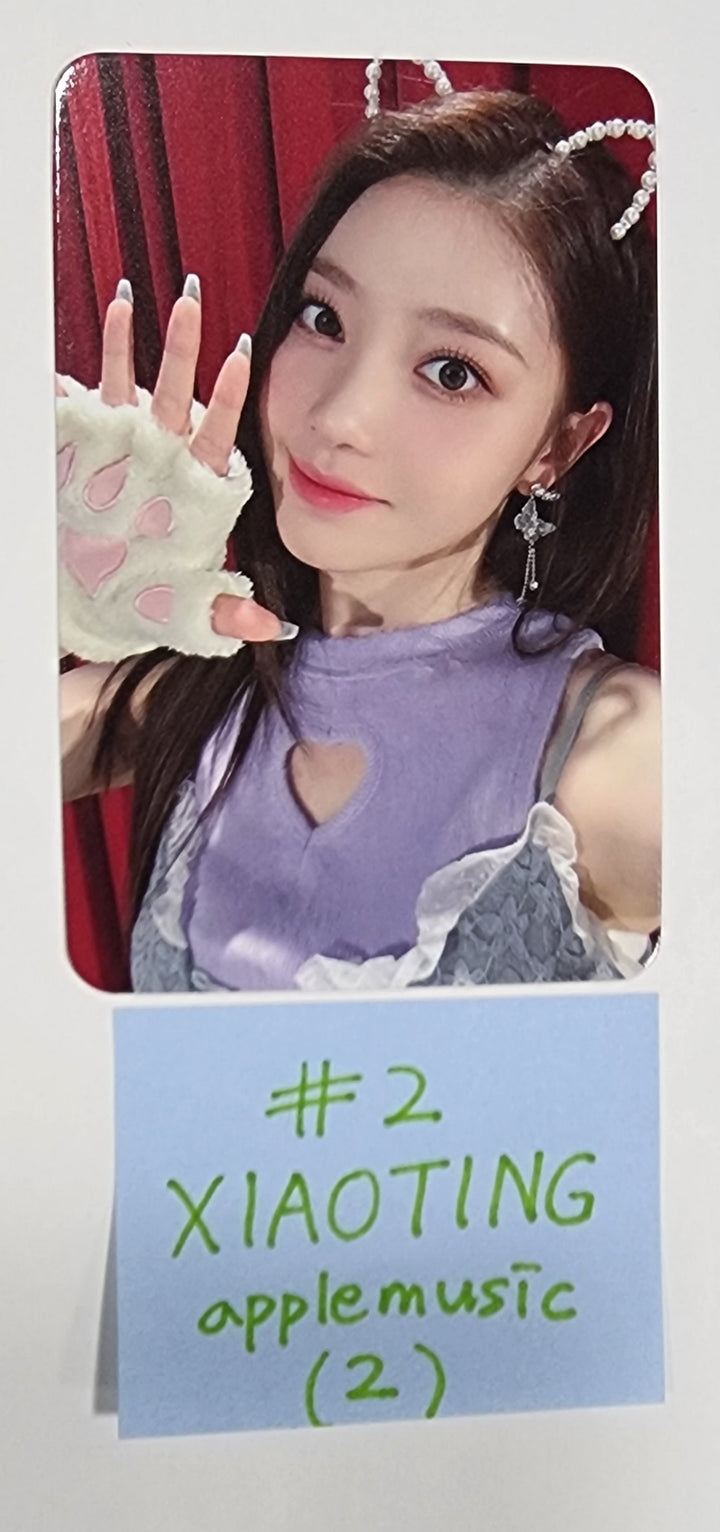 Kep1er "LOVESTRUCK! " - Apple Music Fansign Event Photocard - HALLYUSUPERSTORE