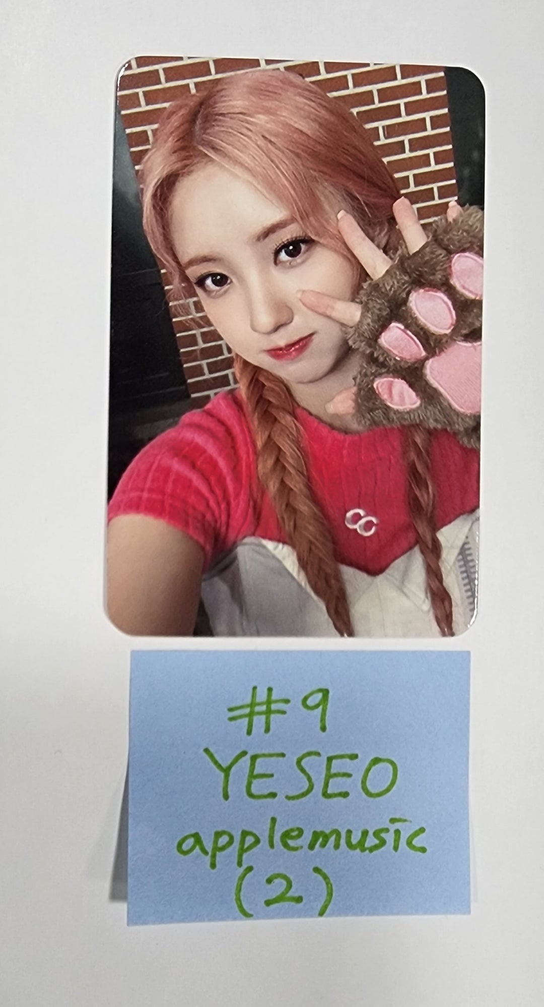 Kep1er "LOVESTRUCK! " - Apple Music Fansign Event Photocard - HALLYUSUPERSTORE