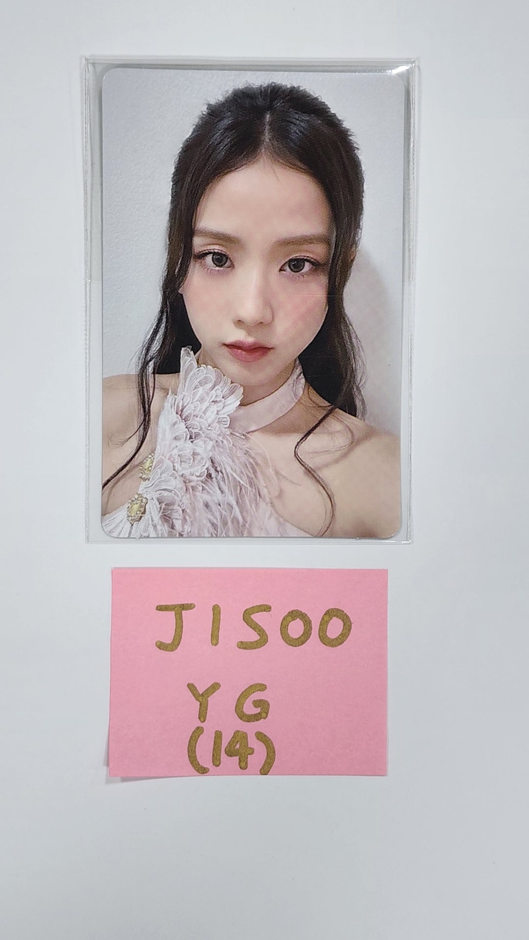 JISOO (Of Black Pink) "ME" YG TAG ALBUM (LP Ver.) - YG Select Fansign Event Photocard - HALLYUSUPERSTORE