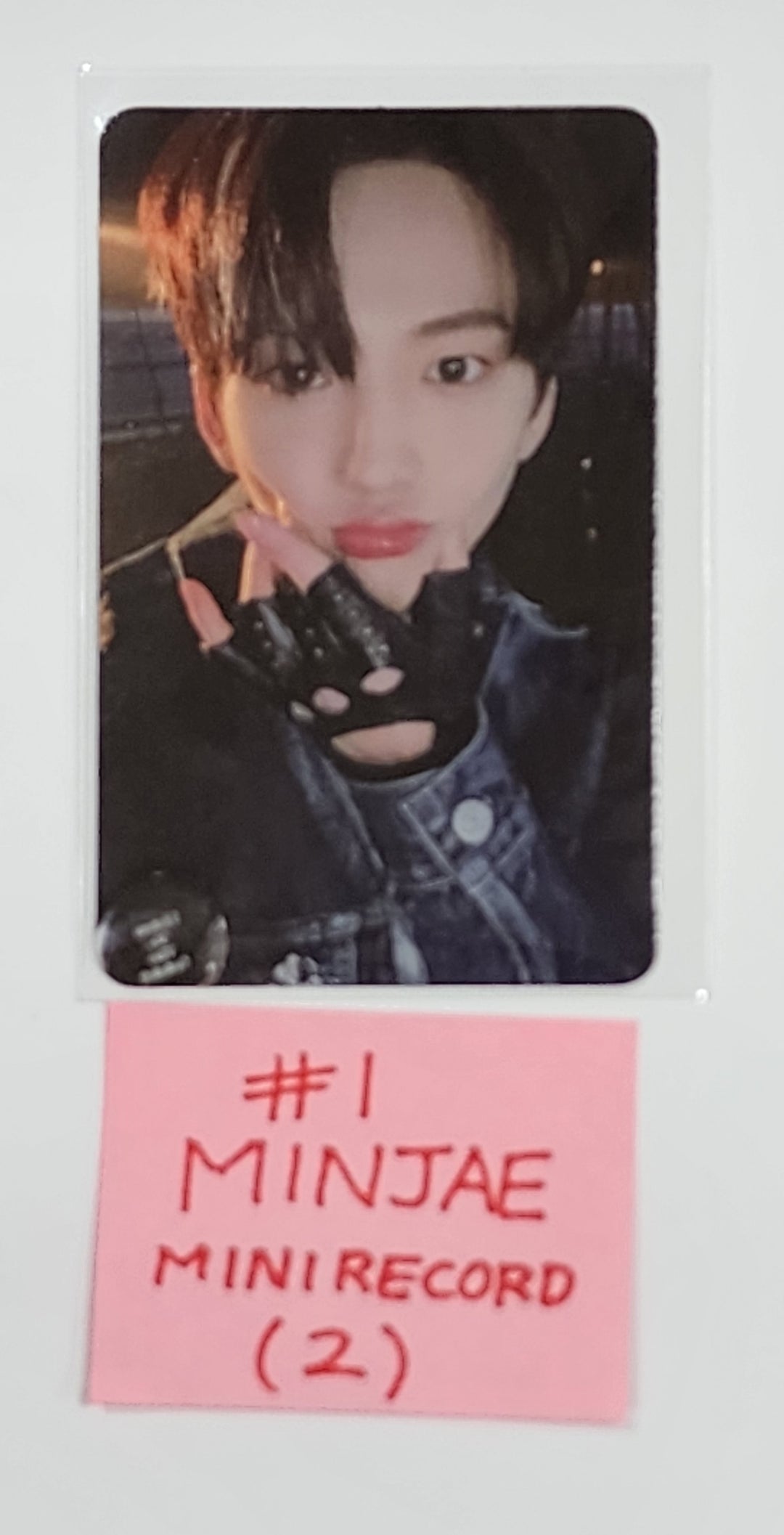Xikers "Tricky Delivery" - Mini Record Fansign Event Photocard [Platform Ver.] - HALLYUSUPERSTORE
