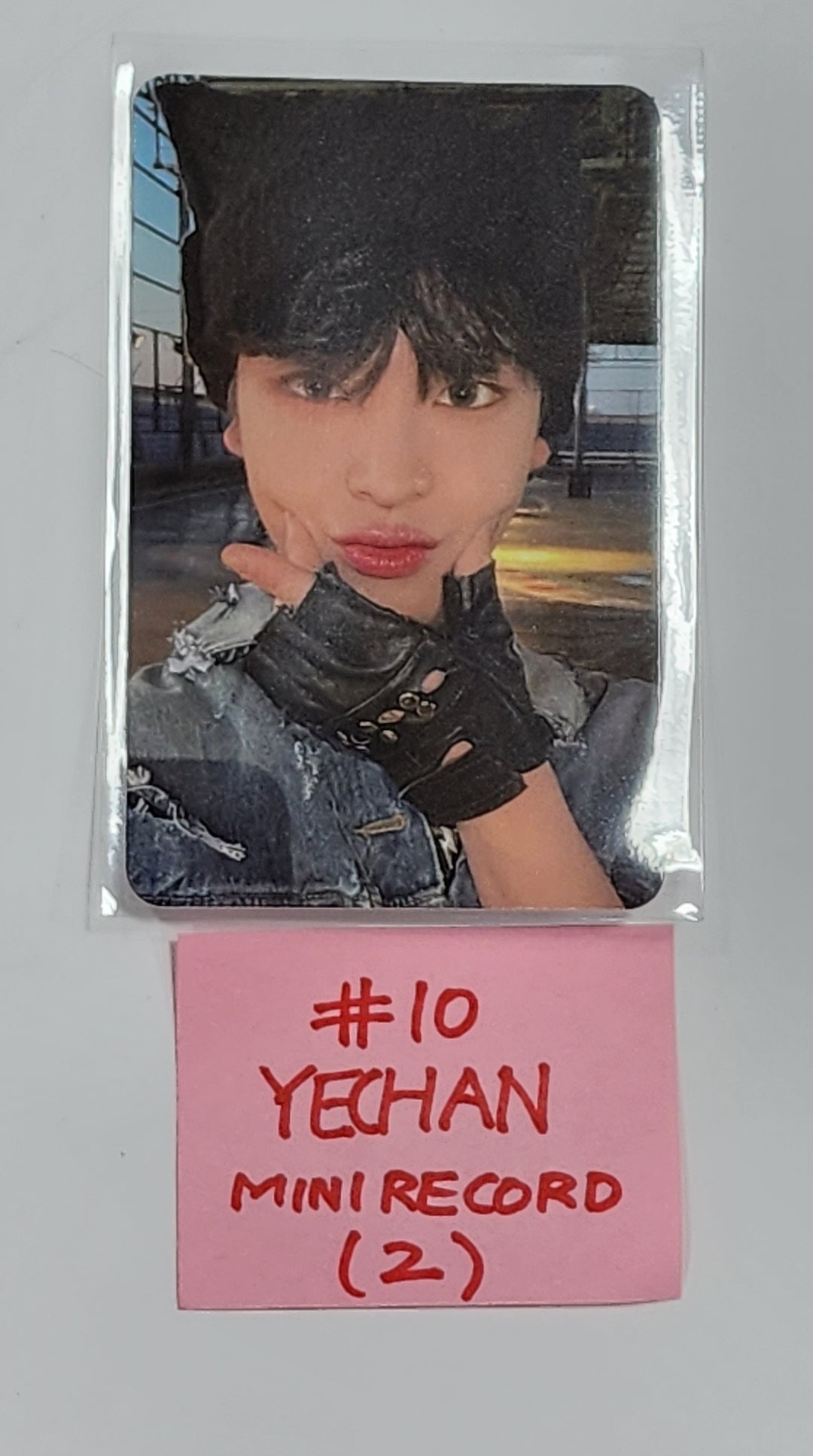 Xikers "Tricky Delivery" - Mini Record Fansign Event Photocard [Platform Ver.] - HALLYUSUPERSTORE