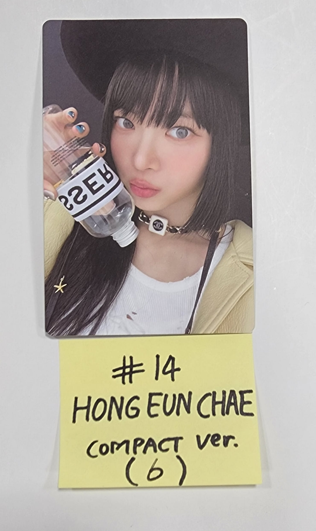 LE SSERAFIM "UNFORGIVEN" - Official Photocard [Compact Ver.] - HALLYUSUPERSTORE