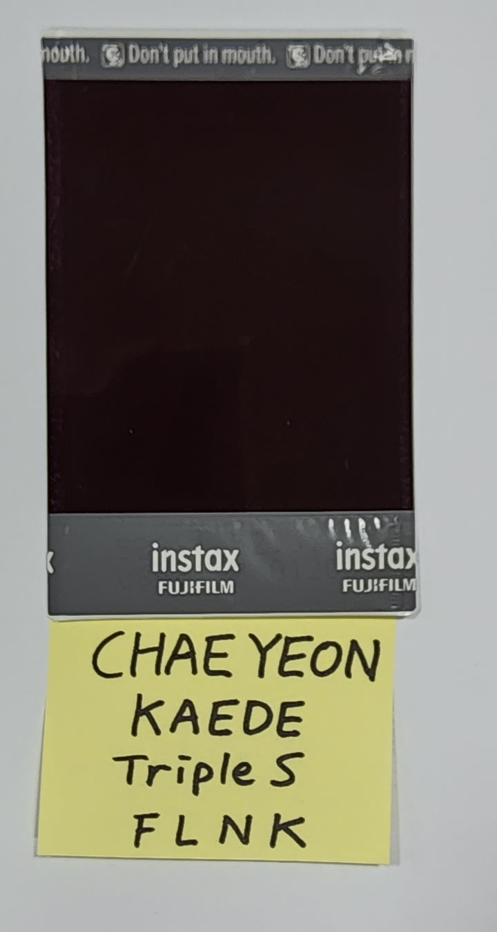 Chae Yeon &amp; Kaede (Of TripleS) "ASSEMBLE" - Hand Autographed(Signed) Polaroid - HALLYUSUPERSTORE