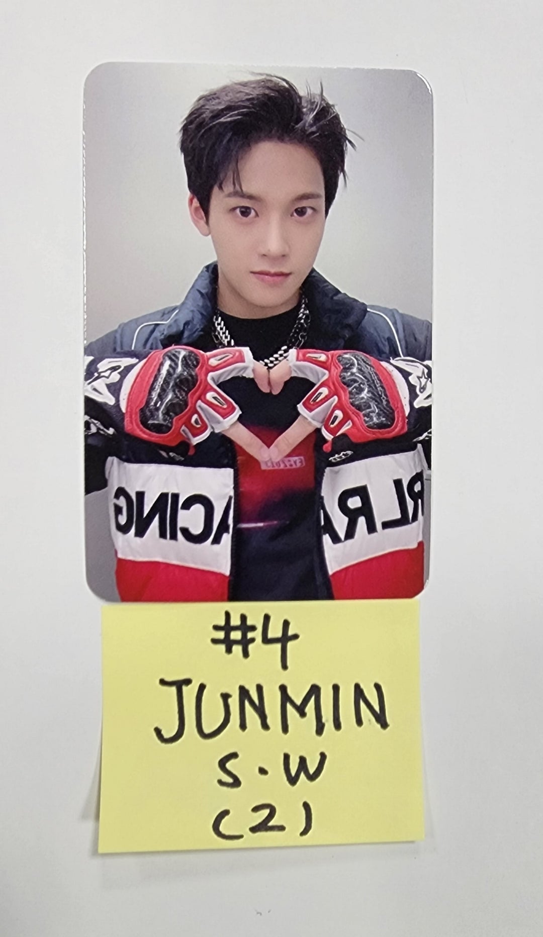 Xikers "Tricky Delivery" - Soundwave Fansign Event Photocard - HALLYUSUPERSTORE