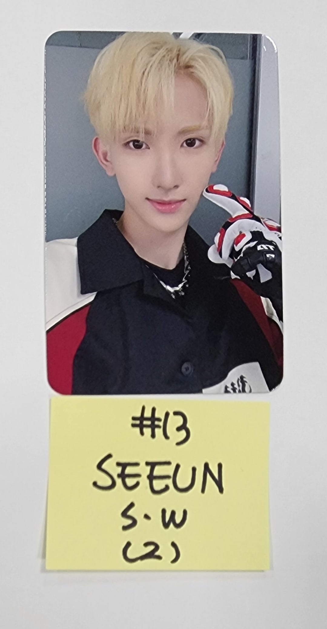 Xikers "Tricky Delivery" - Soundwave Fansign Event Photocard - HALLYUSUPERSTORE