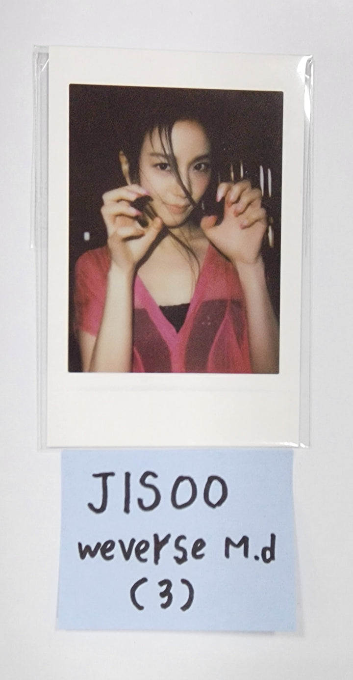 JISOO (Of Black Pink) "ME" - Weverse Shop MD Event Polaroid Type Photocard (Restocked 5/15) - HALLYUSUPERSTORE