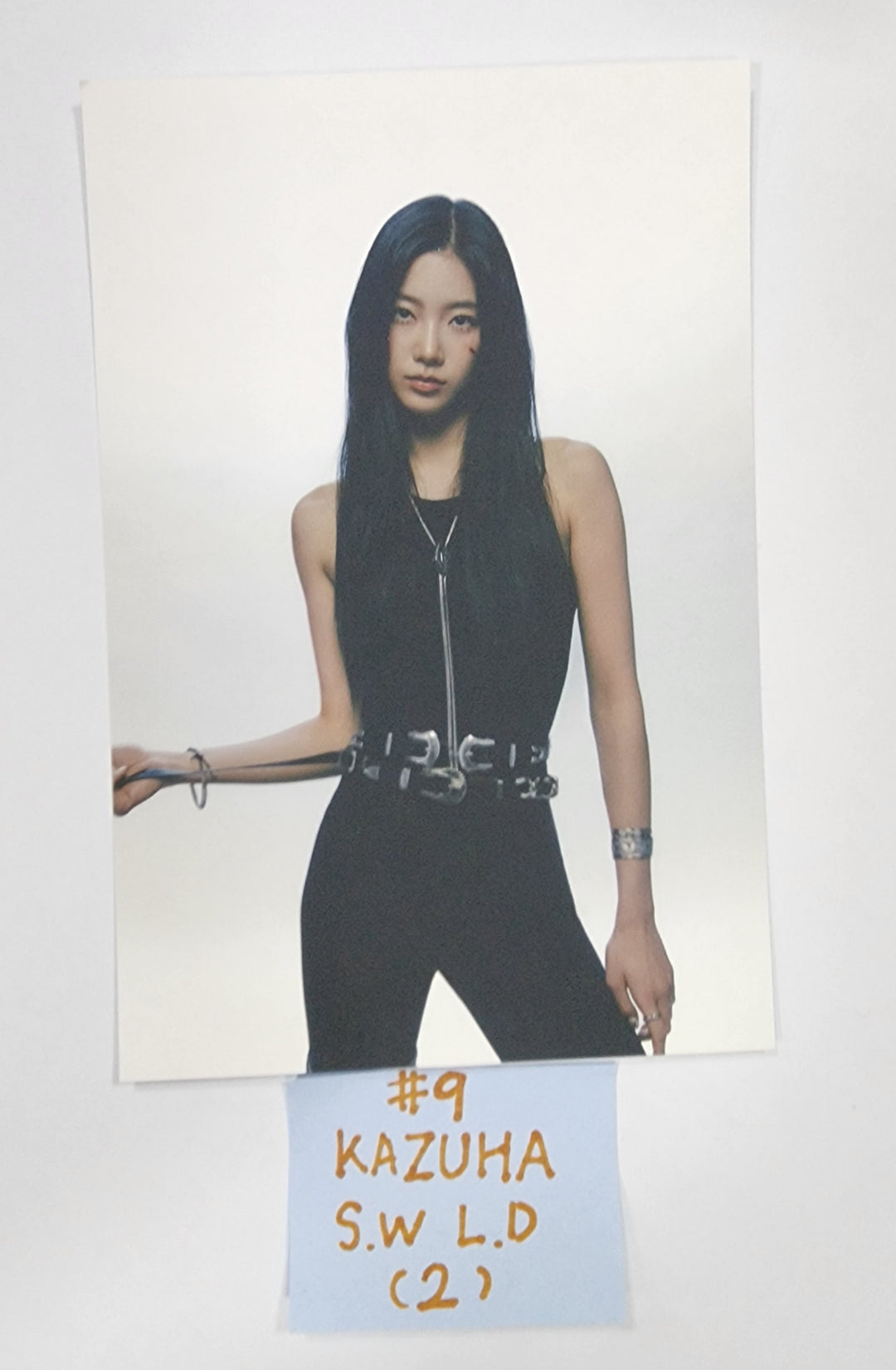 LE SSERAFIM "UNFORGIVEN" - Soundwave Lucky Draw Event Photocard &amp; Postcard - HALLYUSUPERSTORE