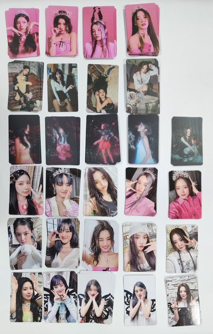 (g) I-DLE "I Feel" - Official Photocard [Poca Album Ver.] - HALLYUSUPERSTORE