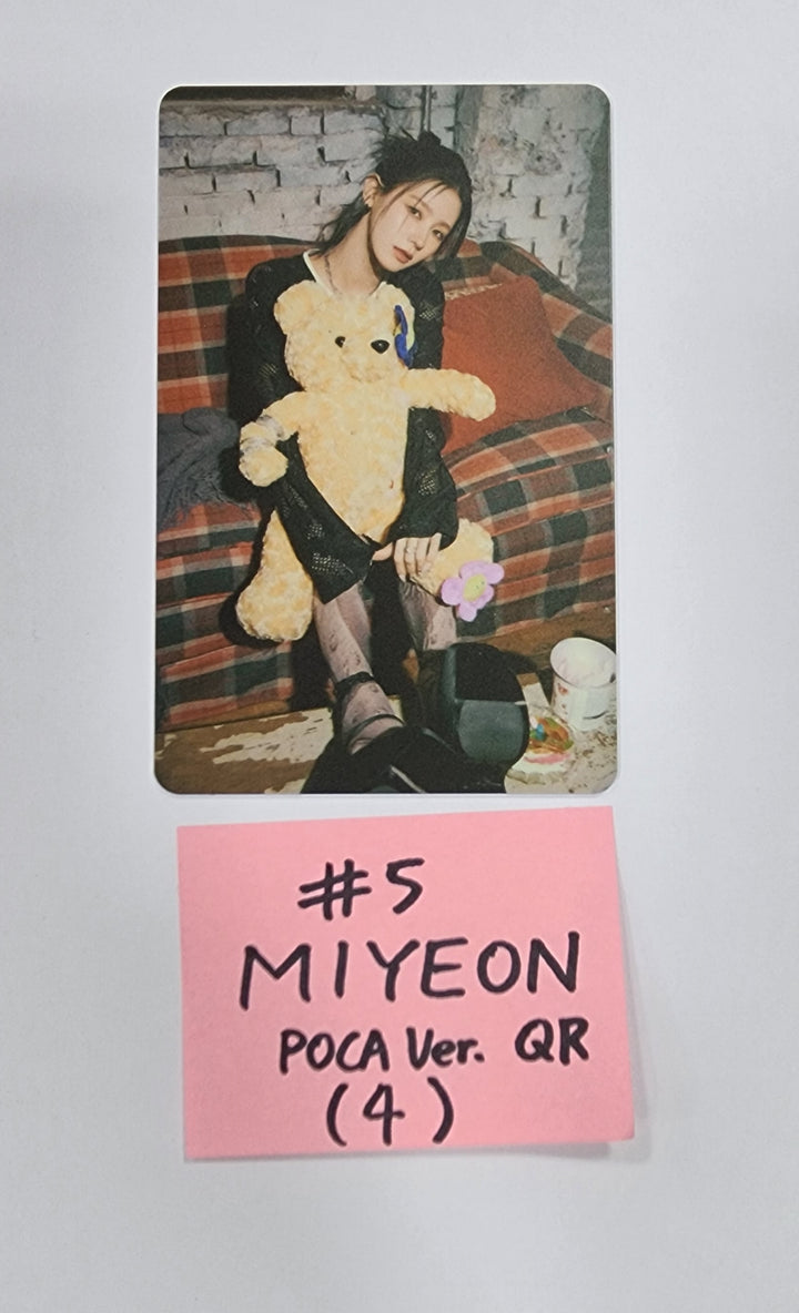 (g) I-DLE "I Feel" - Official Photocard [Poca Album Ver.] - HALLYUSUPERSTORE