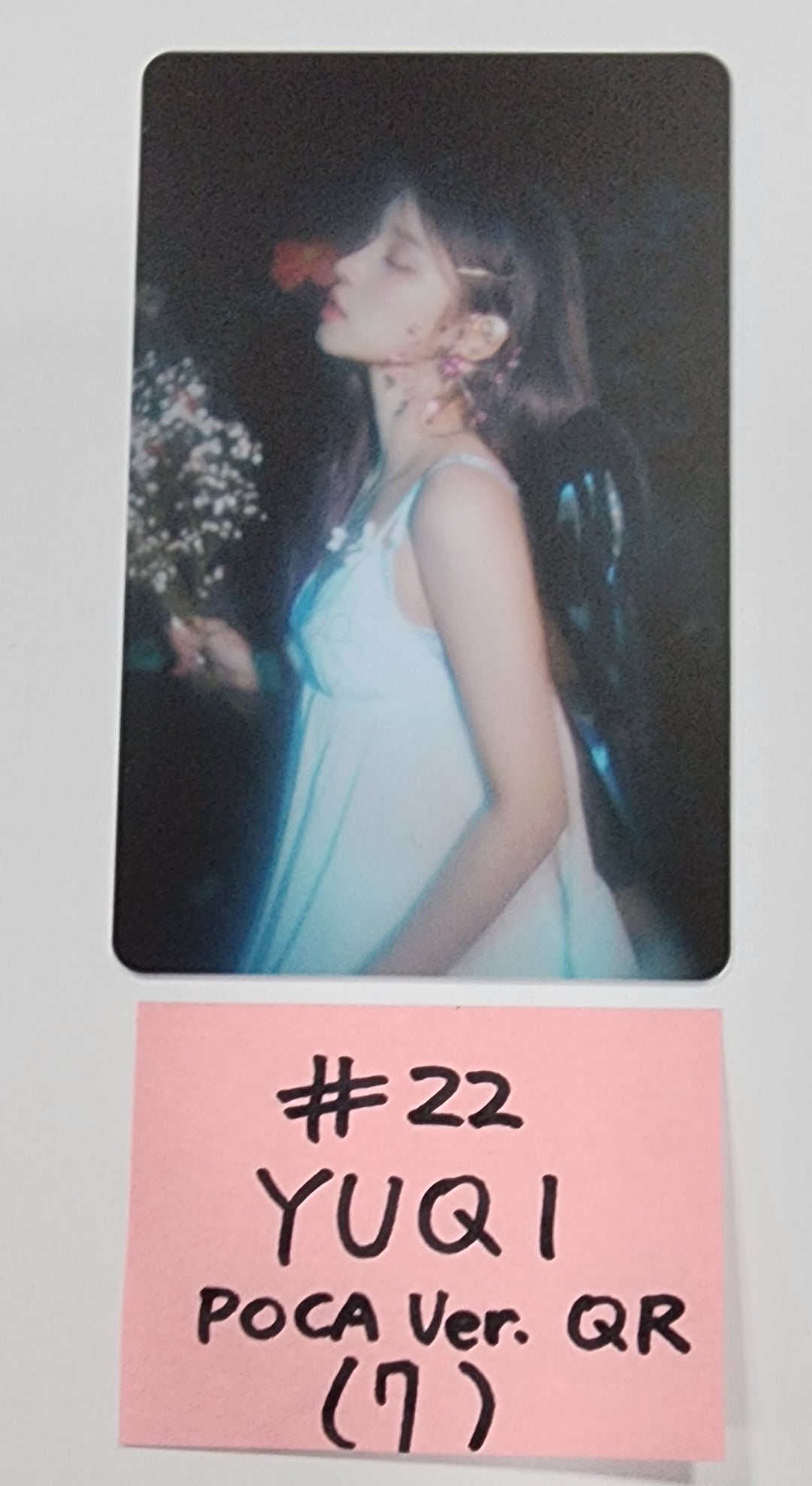 (g) I-DLE "I Feel" - Official Photocard [Poca Album Ver.] - HALLYUSUPERSTORE