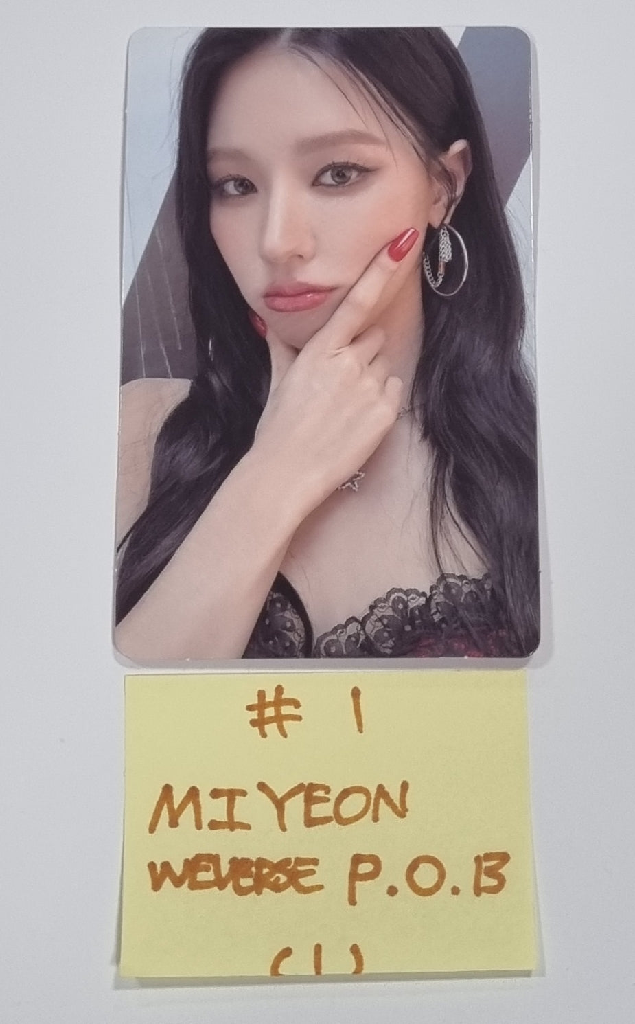 (g) I-DLE "I Feel" - Weverse Shop Pre-Order Benefit Photocard, Stand Photo, Lenticular Photo [Restocked 5/18] - HALLYUSUPERSTORE