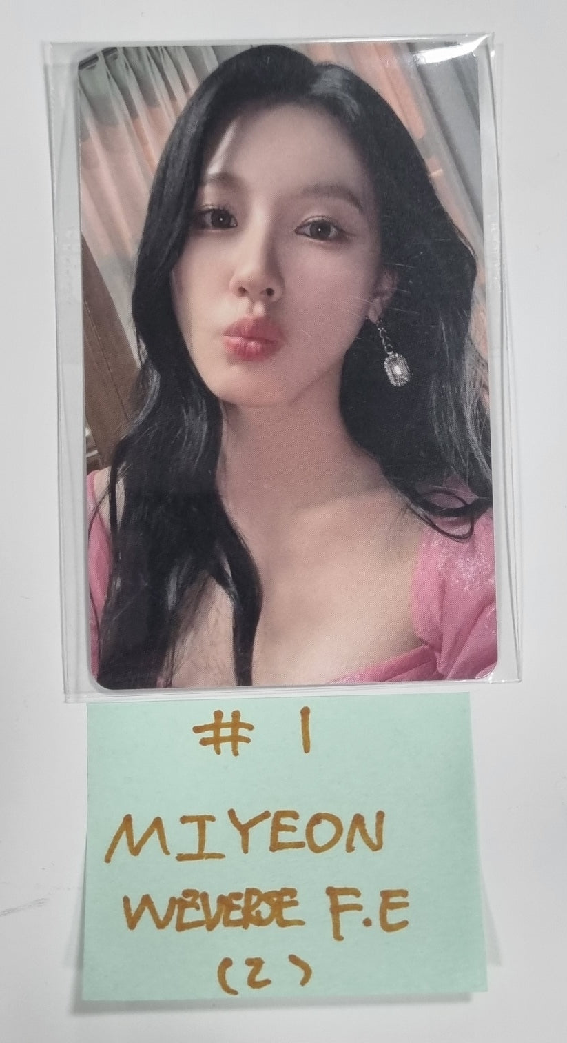 (g) I-DLE "I Feel" - Weverse Shop Fansign Event Photocard [Restocked 7/21] - HALLYUSUPERSTORE