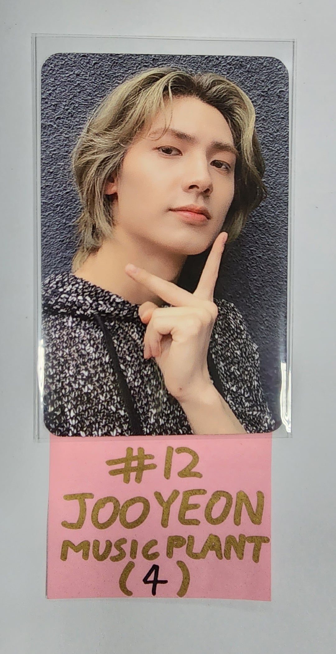 Xdinary Heroes "Deadlock" - Music Plant Lucky Draw Event Photocard - HALLYUSUPERSTORE