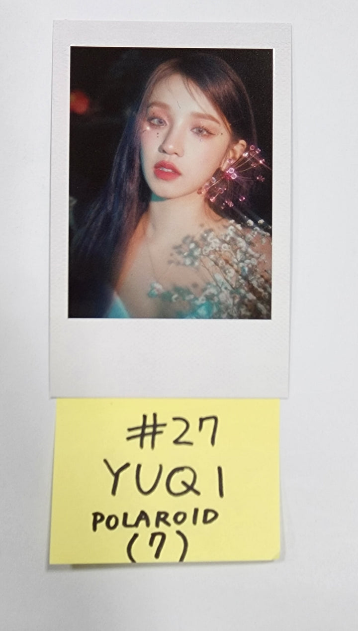 (g) I-DLE "I Feel" - Official Photocard, ID Card - HALLYUSUPERSTORE