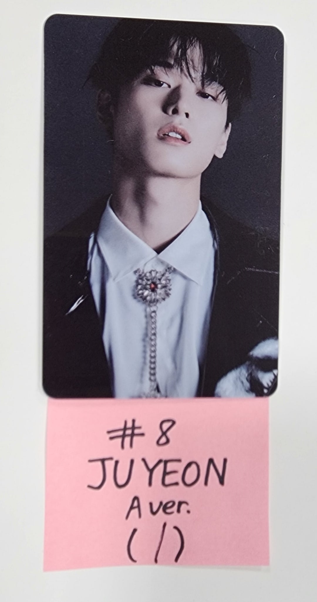 The Boyz "World Tour : Zeneration" - 2023 Concert  Kiosk Event PVC Photocard - HALLYUSUPERSTORE