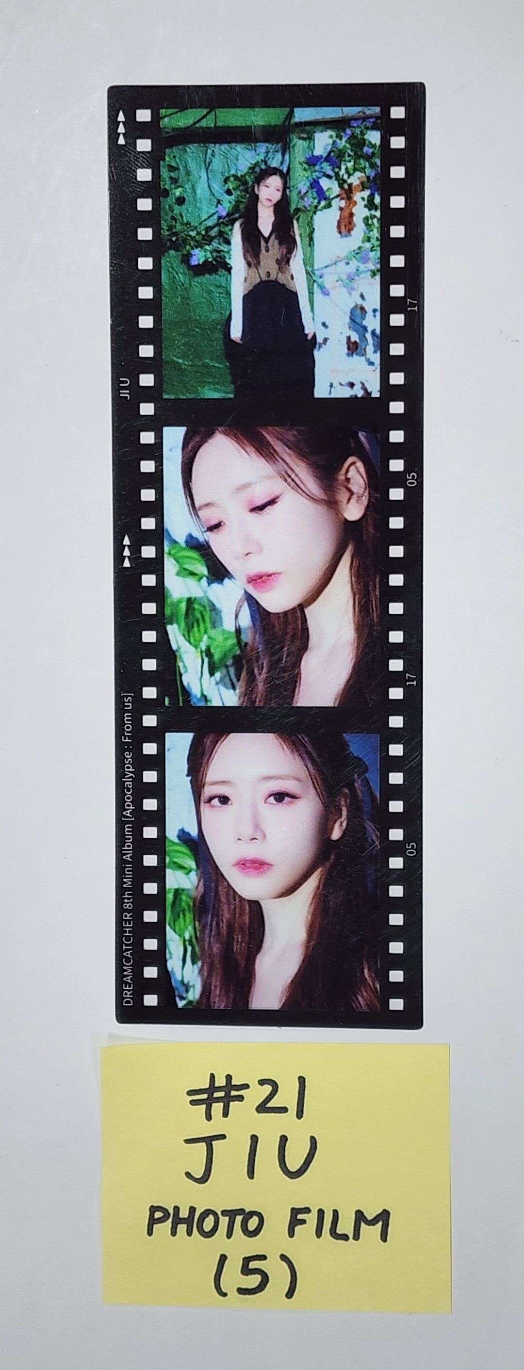 Dreamcatcher - "Apocalypse : From us" Mini 8th - Official Photocard - HALLYUSUPERSTORE