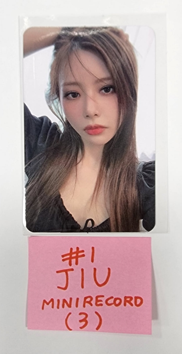 Dreamcatcher - "Apocalypse : From us" - Minirecord Fansign Event Photocard [Platform Ver.] - HALLYUSUPERSTORE