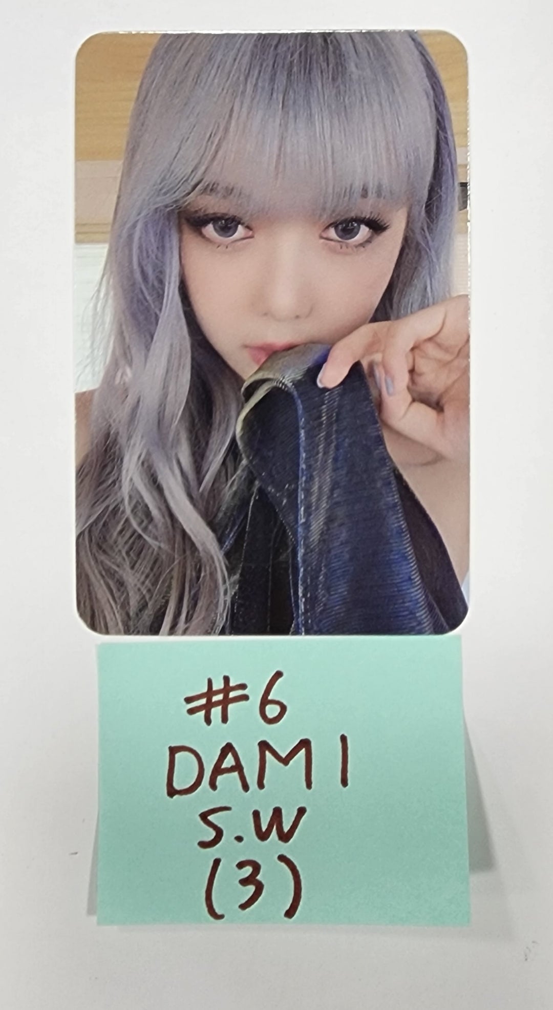 Dreamcatcher - "Apocalypse : From us" - Soundwave Pre-Order Benefit Photocard [Restocked 6/1] - HALLYUSUPERSTORE