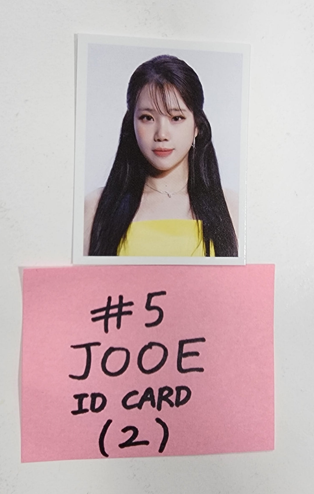 QUEENDOM PUZZLE - POP-UP Store Official MD ID Photo - HALLYUSUPERSTORE