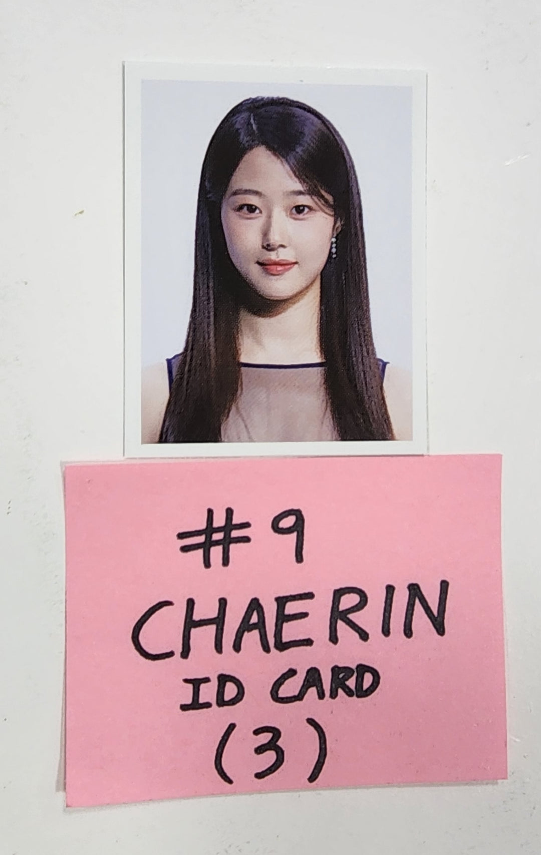 QUEENDOM PUZZLE - POP-UP Store Official MD ID Photo - HALLYUSUPERSTORE