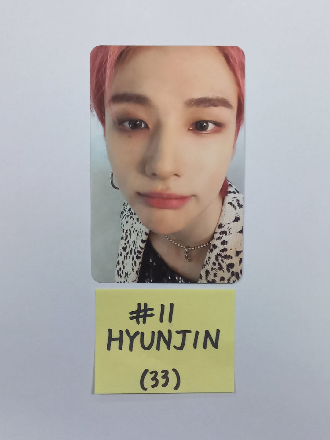 Stray Kids - ★★★★★ (5-STAR) - Official Album Photocard - HALLYUSUPERSTORE