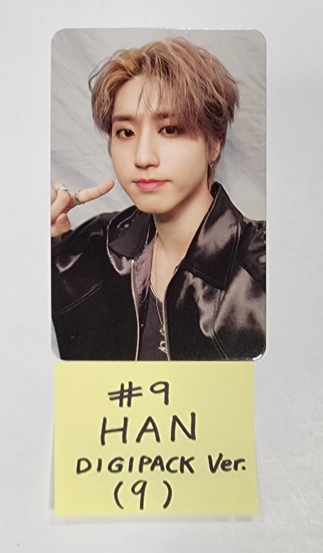 Stray Kids "★★★★★ (5-STAR)" - Official Photocard [Digipack Ver.] - HALLYUSUPERSTORE