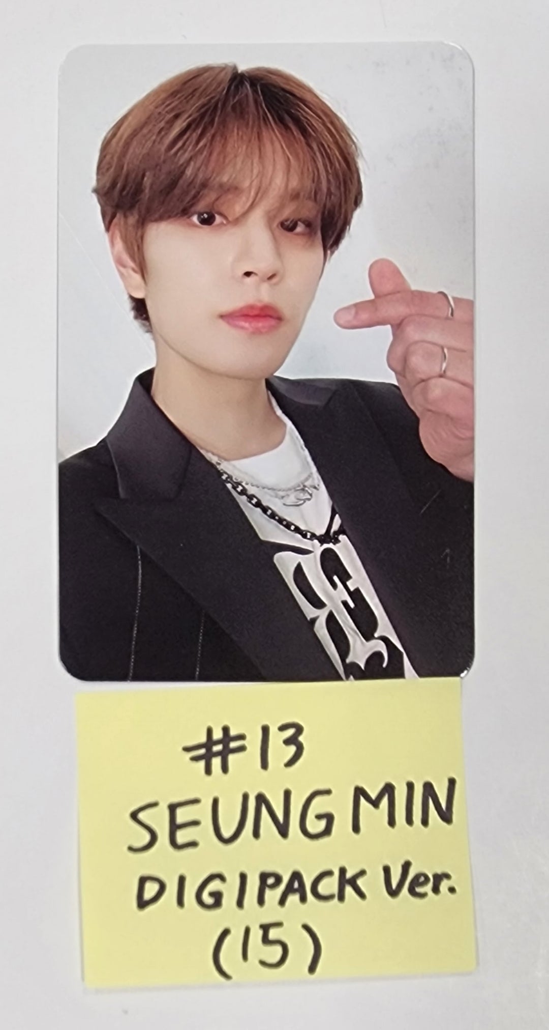 Stray Kids "★★★★★ (5-STAR)" - Official Photocard [Digipack Ver.] - HALLYUSUPERSTORE