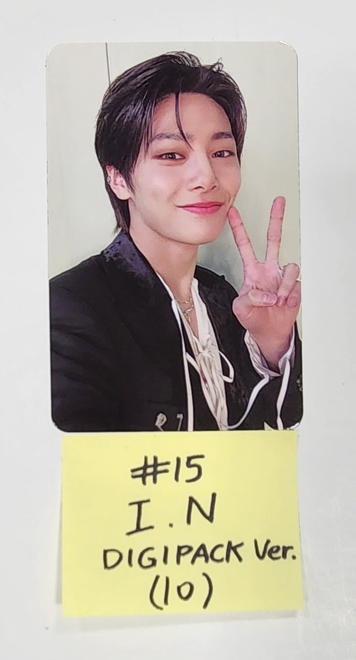 Stray Kids "★★★★★ (5-STAR)" - Official Photocard [Digipack Ver.] - HALLYUSUPERSTORE