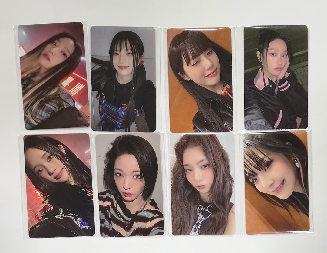 fromis_9 "Unlock My World" - Weverse Shop Fansign Event Photocard [Restocked 6/8] - HALLYUSUPERSTORE