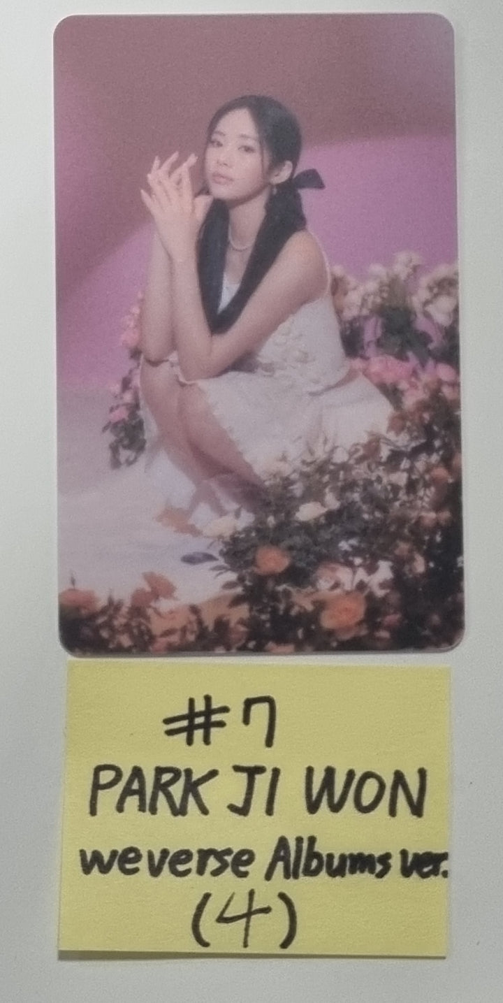 Fromis_9 "Unlock My World" - Official Photocard [Weverse Album Ver.] - HALLYUSUPERSTORE
