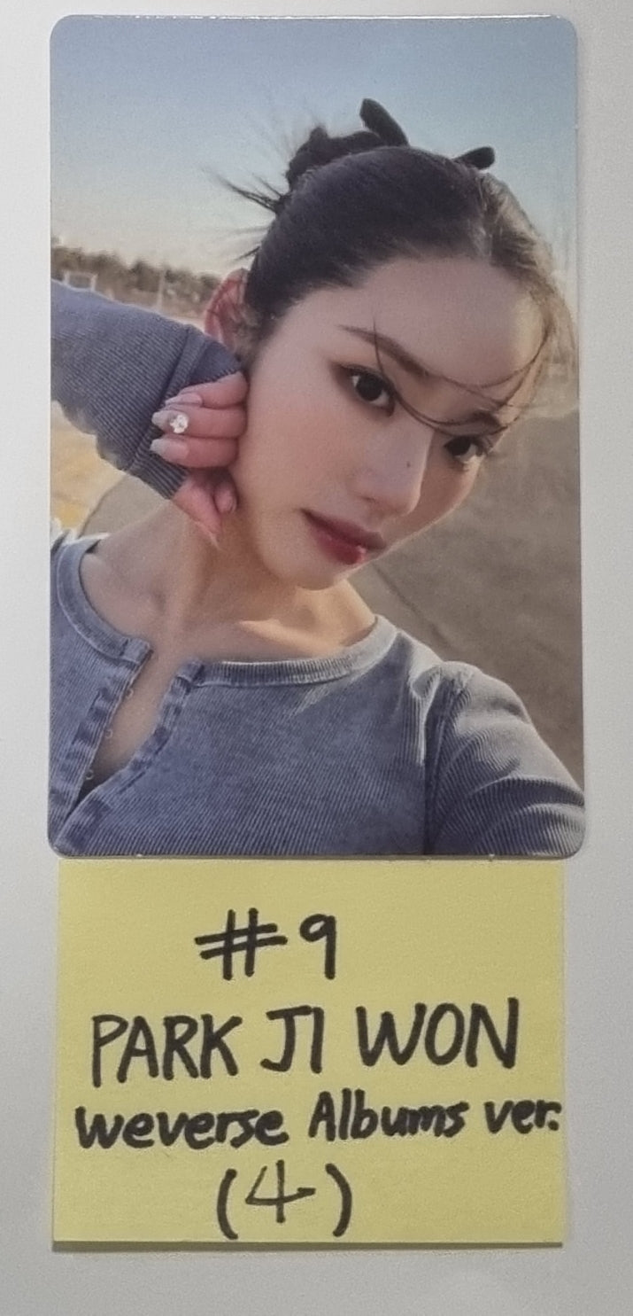 Fromis_9 "Unlock My World" - Official Photocard [Weverse Album Ver.] - HALLYUSUPERSTORE