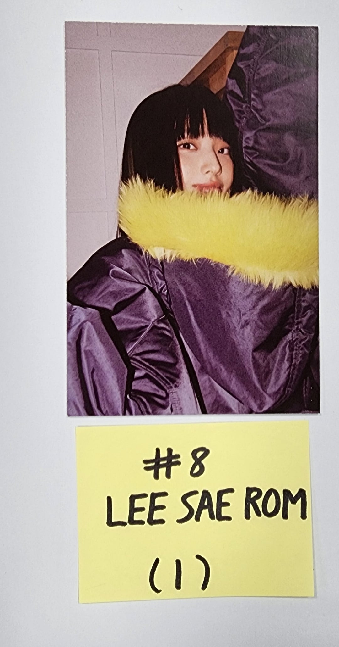 Fromis_9 "Unlock My World" - Official Photocard, Mini Card [Leesaerom, Songhayoung, Parkjiwon, Rohjisun] - HALLYUSUPERSTORE